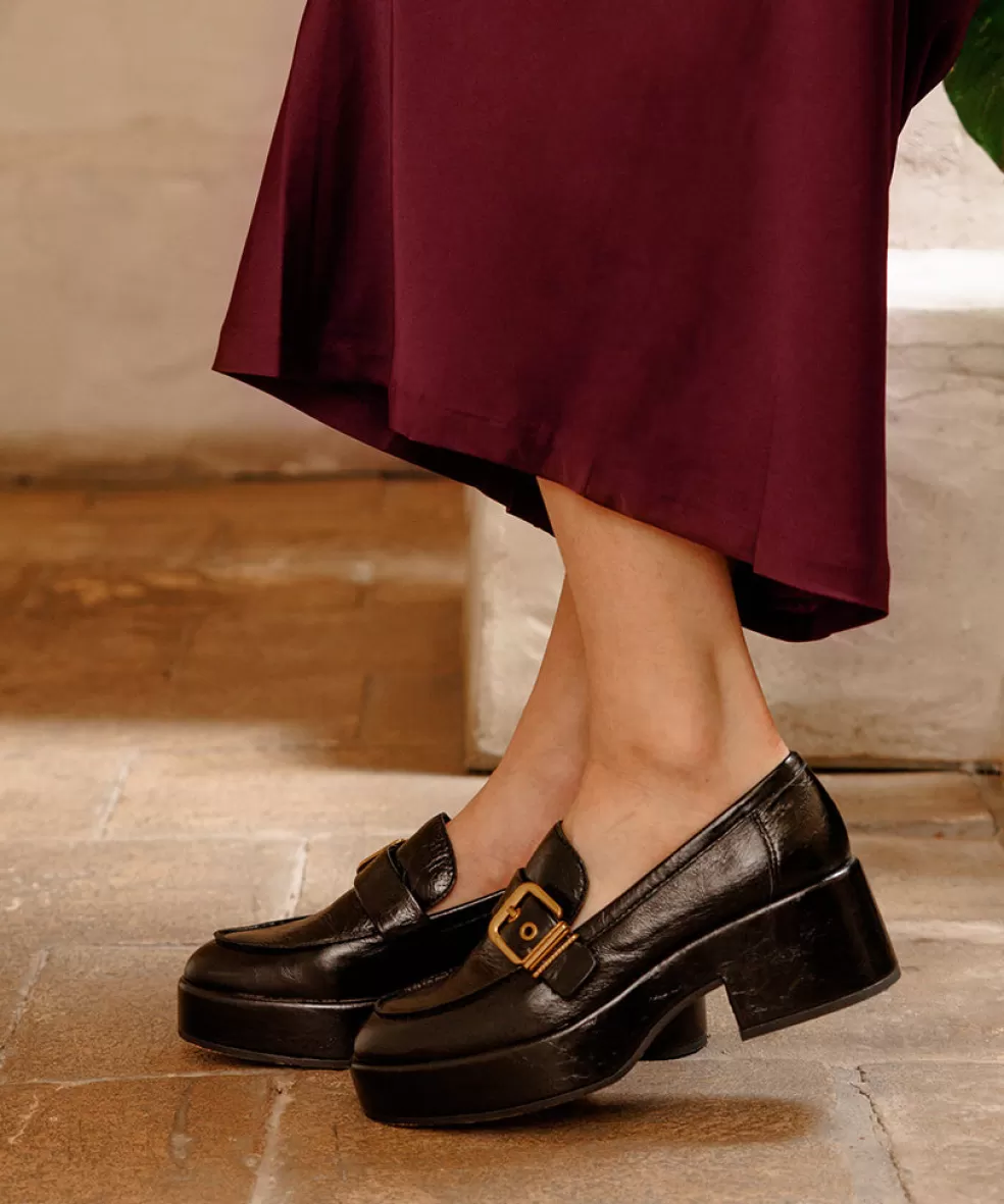 DOLCE VITA Yonder Loafers Midnight Crinkle Patent